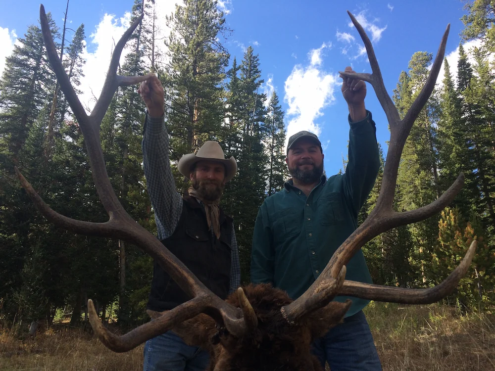 wyoming elk hunting outfitters